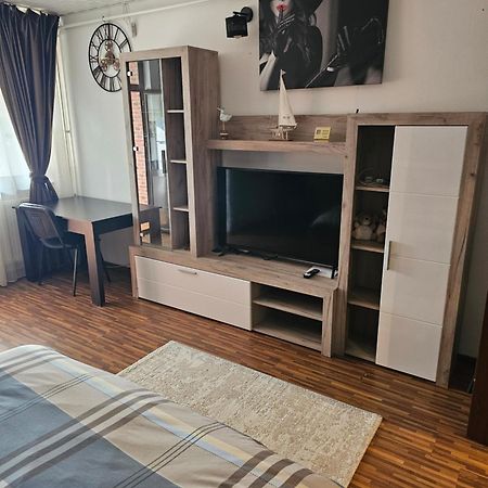 Garsoniera Dary Bloc G2Str Mihai Bravu Turnu Măgurele 外观 照片